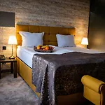Riverside Boutique 4* 班斯科
