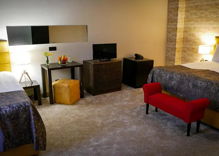 Riverside Boutique 4*