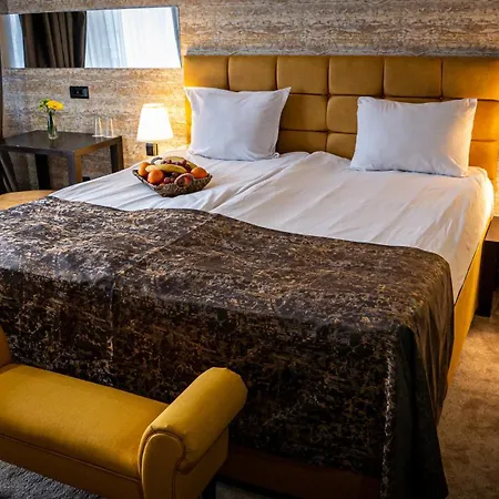 Riverside Boutique 호텔