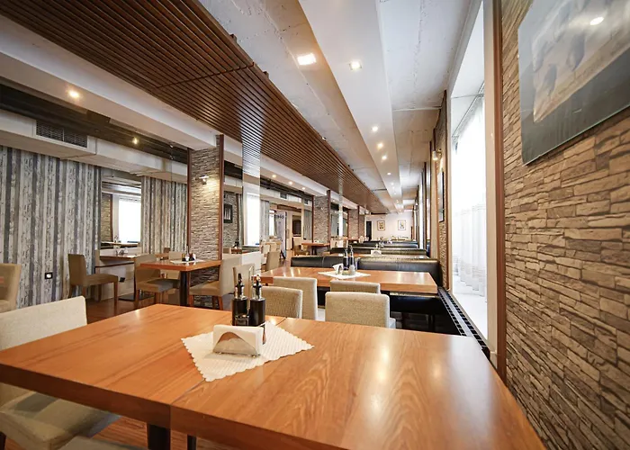 Riverside Boutique Hotel