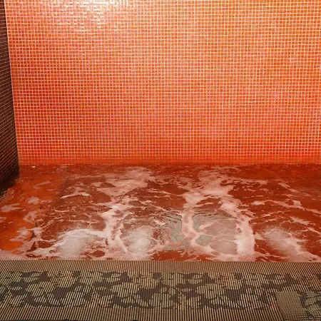 Riverside Boutique Hotel