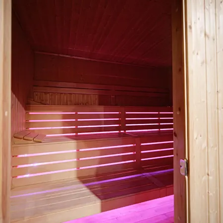 فندق Riverside Boutique 4*