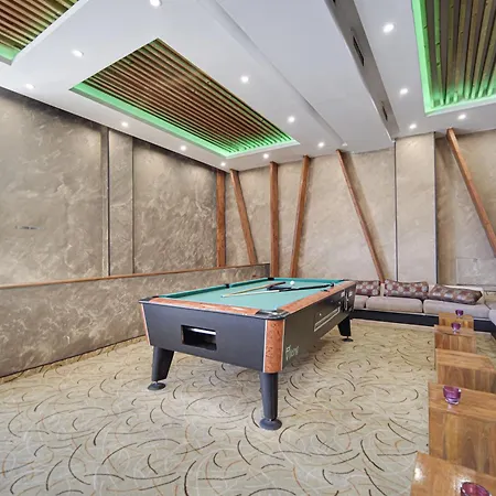 Riverside Boutique 4*