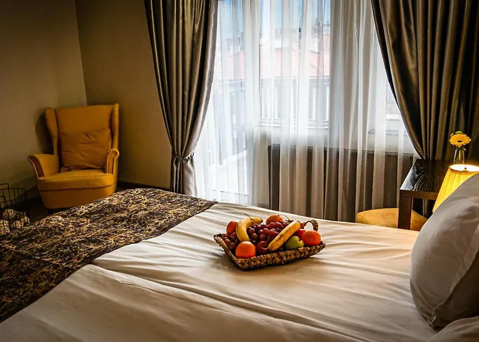 Riverside Boutique 4* 반스코